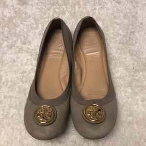 Tory Burch Caroline flats
